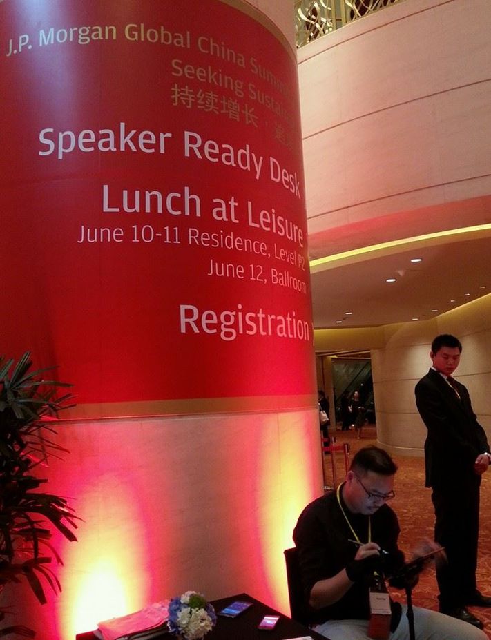 Odoo • Image and Text