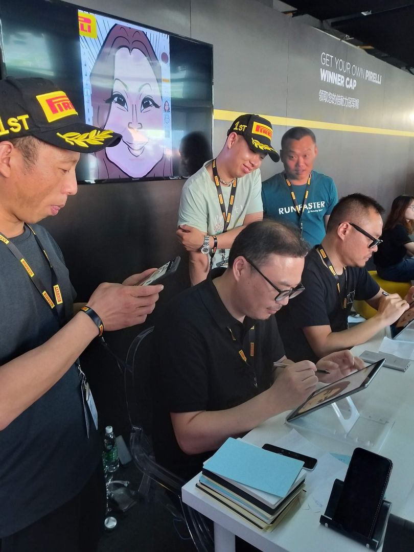 Odoo • Image and Text